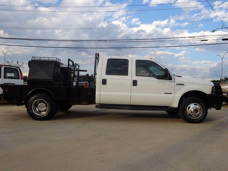 2006 Ford F-350 Crew Cab Flat Bed Dually