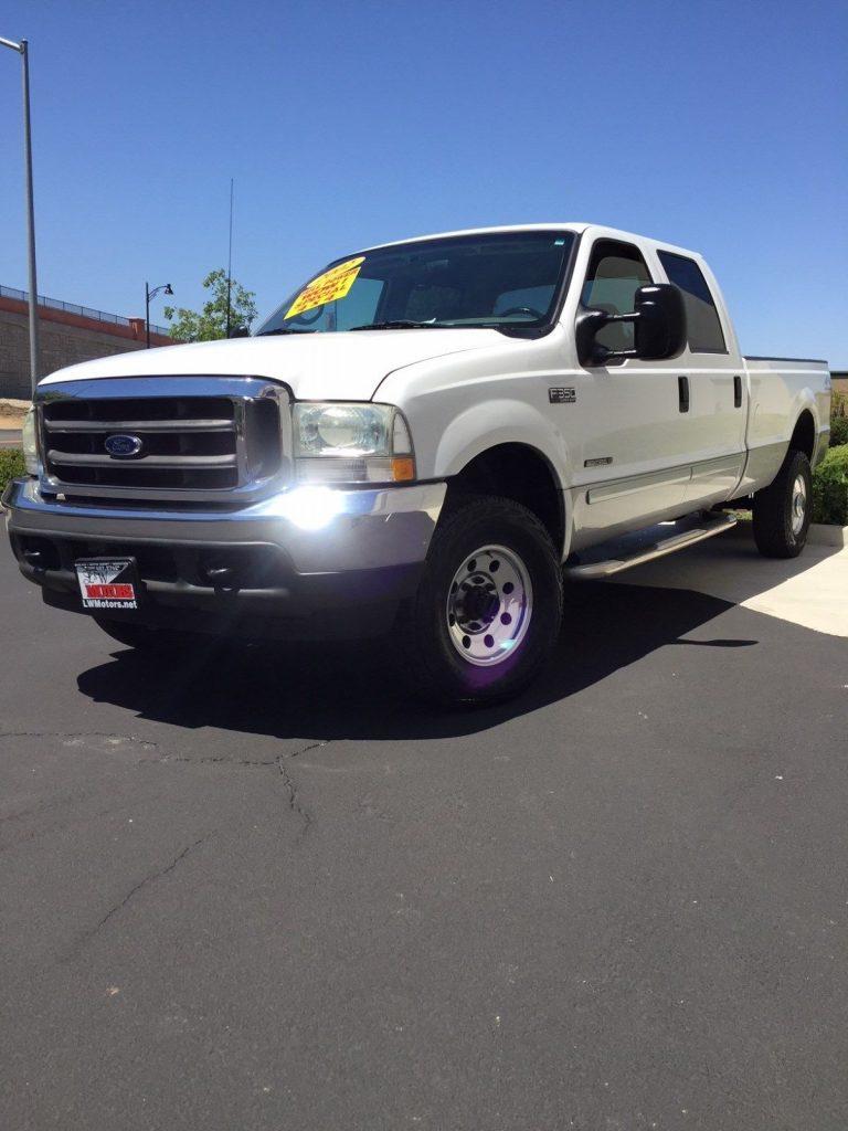 VERY NICE 2002 Ford F-350 LARIAT