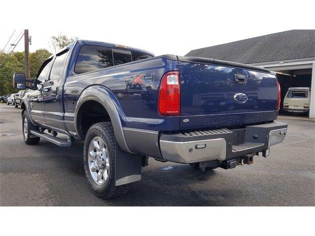 GORGEOUS 2011 Ford F 350 Lariat